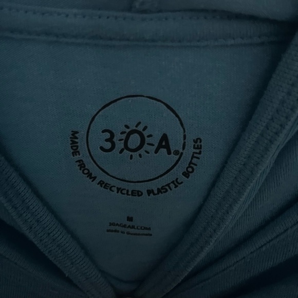 Women’s medium Beach Happy shirt - Picture 3 of 5